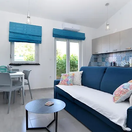 Semesterbostad House 2195 *